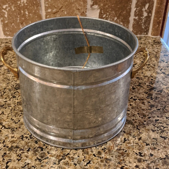 Handle Planter Apple Galvanized Steel Bristol Brass & Copper Fall Autumn Harvest - Picture 3 of 4